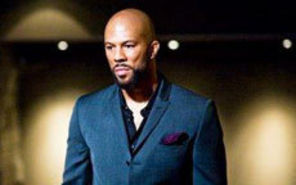 `Universal Mind Control`, noul clip Common