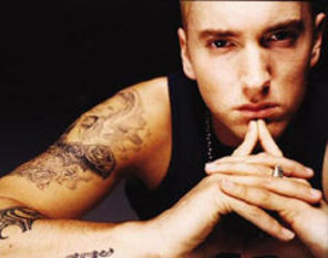 Eminem, cel mai bun rapper in viata