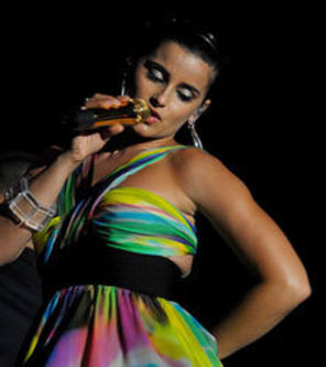 Nelly Furtado s-a maritat