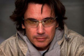 Jean-Michel Jarre va fi inconjurat de 60 de instrumente analogice la Bucuresti