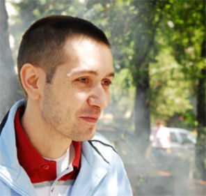 Sisu, L Doc si Cedry2k `Fac din noapte zi`