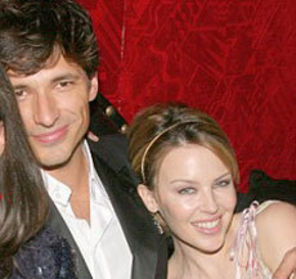 KYLIE MINOGUE are iubit nou
