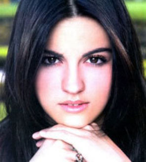 Maite Perroni, in rol de asasina, in serialul `Mujeres Asesinas` (`Asasinele`)