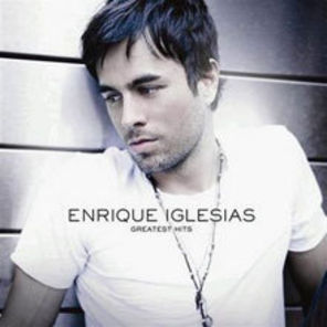 Enrique Iglesias marcheaza 10 ani de cariera prin albumul Greatest Hits