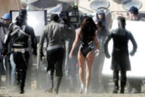 Black Eyed Peas  Imma Be Rocking That Body videoclip