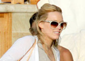 Hilary Duff, ceruta de sotie cu 1 milion de $