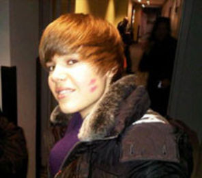 Justin Bieber si fanele sale - despartiti de politie