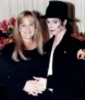Michael Jackson, casatorie cu Debbie Rowe