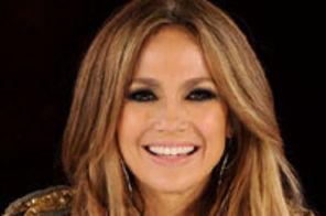 Jennifer Lopez lanseaza albumul Love? la vara