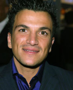 Peter Andre, bagat in spital de stimulente