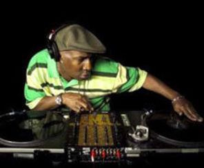 Grandmaster Flash lanseaza un nou album