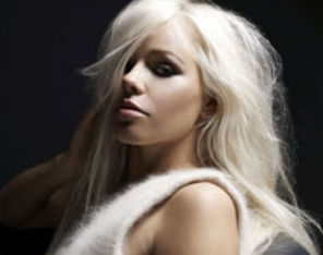 Kerli deschide concertul The Rasmus de la Bucuresti