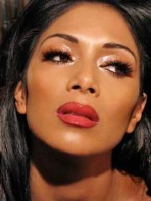 `Bottle Pop`, noul single Pussycat Dolls