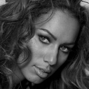 Justin Timberlake si Leona Lewis se `dueteaza` pe `I Will Always Love You`