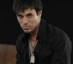 Enrique Iglesias face Revlionul la Bucuresti