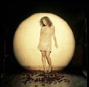 Vara cu parfum de Leona Lewis