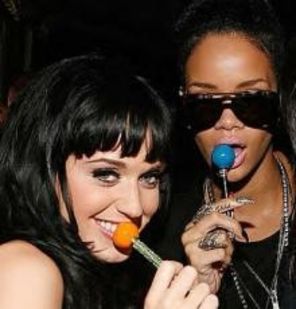 Rihanna va organiza petrecerea burlacitelor pentru Katy Perry