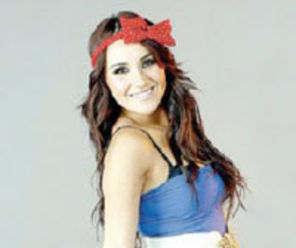 Dulce Maria isi arata latura nebuneasca in `Alguien ha visto a Lupita?`
