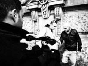 Camuflaj - In jurul lumii cu Anda Dimitriu (videoclip)