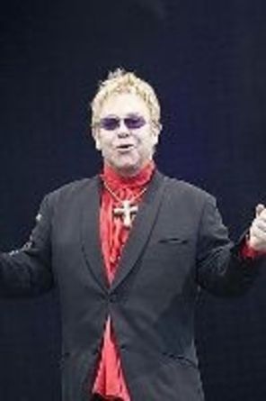 Elton John, Black Eyed Peas, Alicia Keys au cantat pentru copii (video)