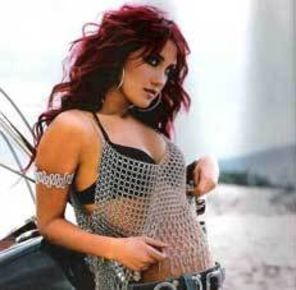 Dulce Maria lanseaza album solo