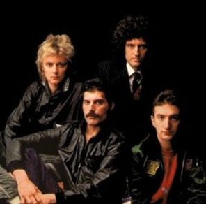 Cum canta indienii We Will Rock You