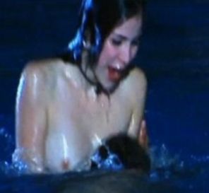 Lena, castigatoarea Eurovision 2010, in sanii goi la tv (video)
