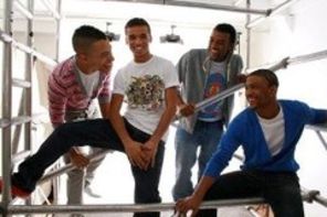 JLS  The Club Is Alive videoclip