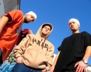 Parazitii - Arde, primul single de pe Tot ce e bun tre sa dispara (video)