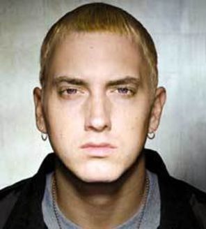 Eminem, record cu `Crack A Bottle`