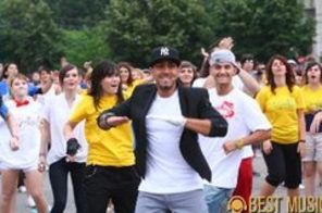 Alex Velea a organizat cel mai mare flashmob din Romania (poze, video)