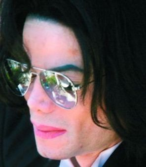 De un an, fara regele Michael Jackson