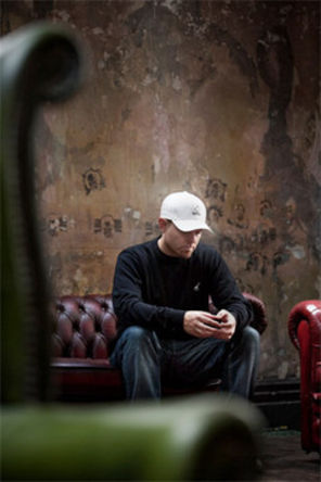 DJ SHADOW  in premiera in Romania