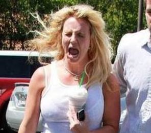 Britney Spears, instabila psihic (poze)