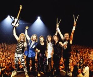 Vezi noul videoclip Iron Maiden