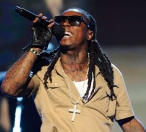 Lil Wayne lanseaza album din inchisoare