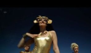 Claudia Pavel - Crazy videoclip