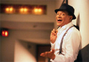 Al Jarreau, internat in stare critica in Franta