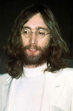 John Lennon pastrat in capsula timpului