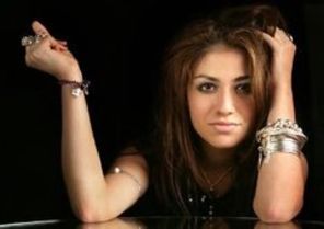 Gabriella Cilmi Defender videoclip nou
