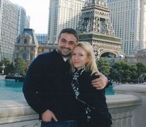 Adela Popescu s-a despartit de Marius Kalmar