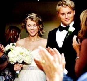 Taylor Swift s-a maritat (poze, video)