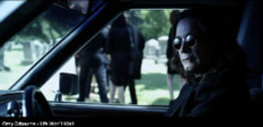 Ozzy Osbourne Life Won`t Wait videoclip