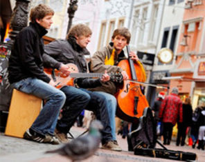 Record mondial in Germania: cel mai lung concert de strada a tinut 24 de ore