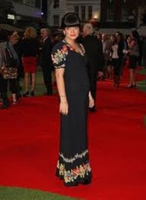 Lily Allen: `Ma simt ca un elefant`