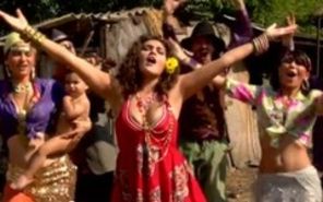 Liberte, Egalite, Expulse - imnul romilor expulzati din Franta (video)