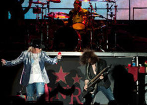 Cronica concert Guns N' Roses la Bucuresti: trei pentru Slash
