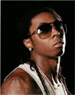 Lil Wayne ar putea primi maximum 15 ani de inchisoare