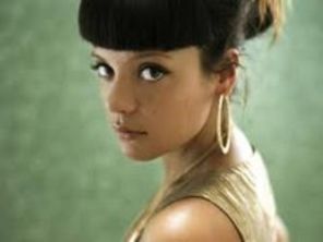 Lily Allen, despagubita de o revista sportiva