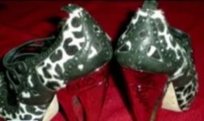 Pantofii Madonnei, licitati la Balul de Halloween